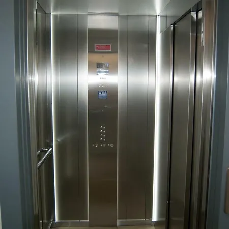 Atlantic Downtown - Free Parking Ponta Delgada