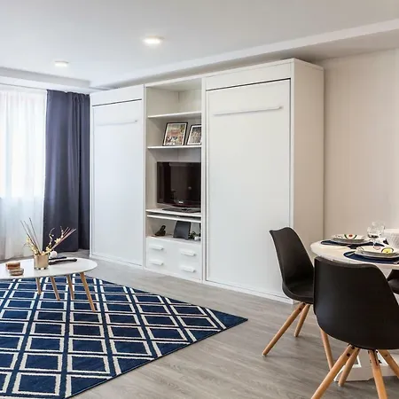 Atlantic Downtown - Free Parking *