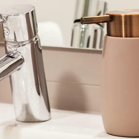 Atlantic Town - Free Parking