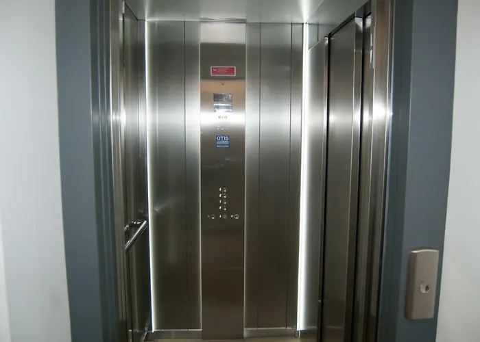 Atlantic Downtown - Free Parking Ponta Delgada (Sao Miguel)