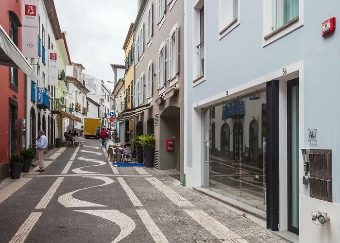 Atlantic Downtown - Free Parking