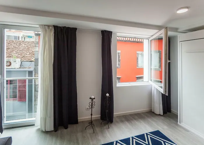 Atlantic Downtown - Free Parking