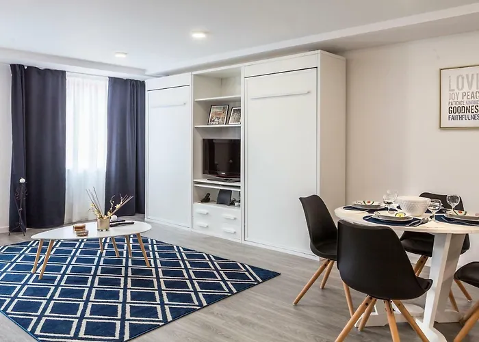 Atlantic Downtown - Free Parking *