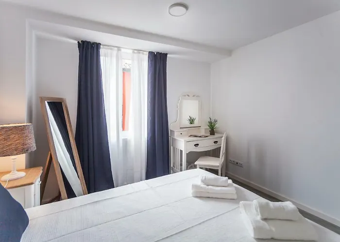 Atlantic Downtown - Free Parking *